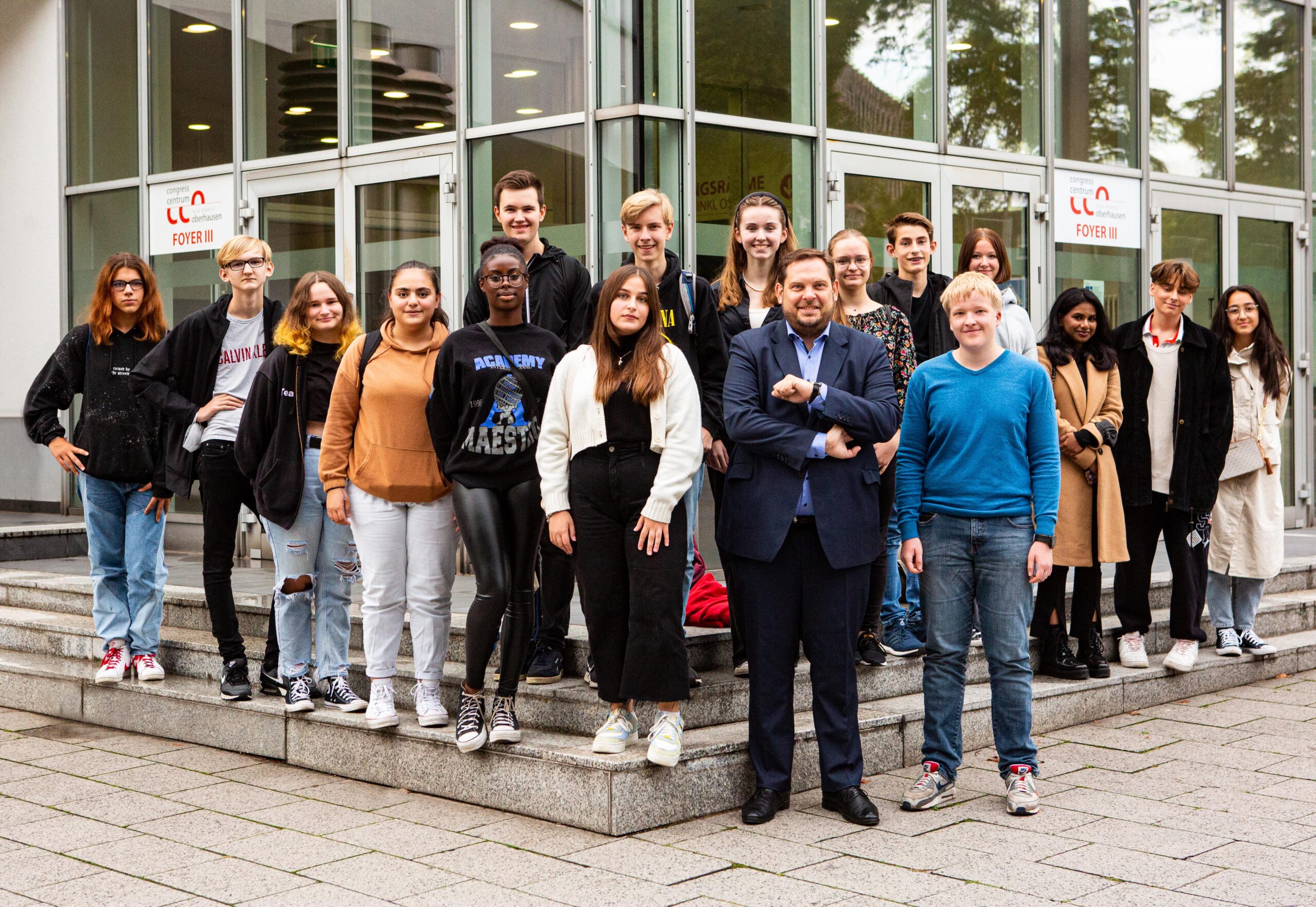 Demokratie in Action: Neues Jugendparlament wählt Vorsitz-Team