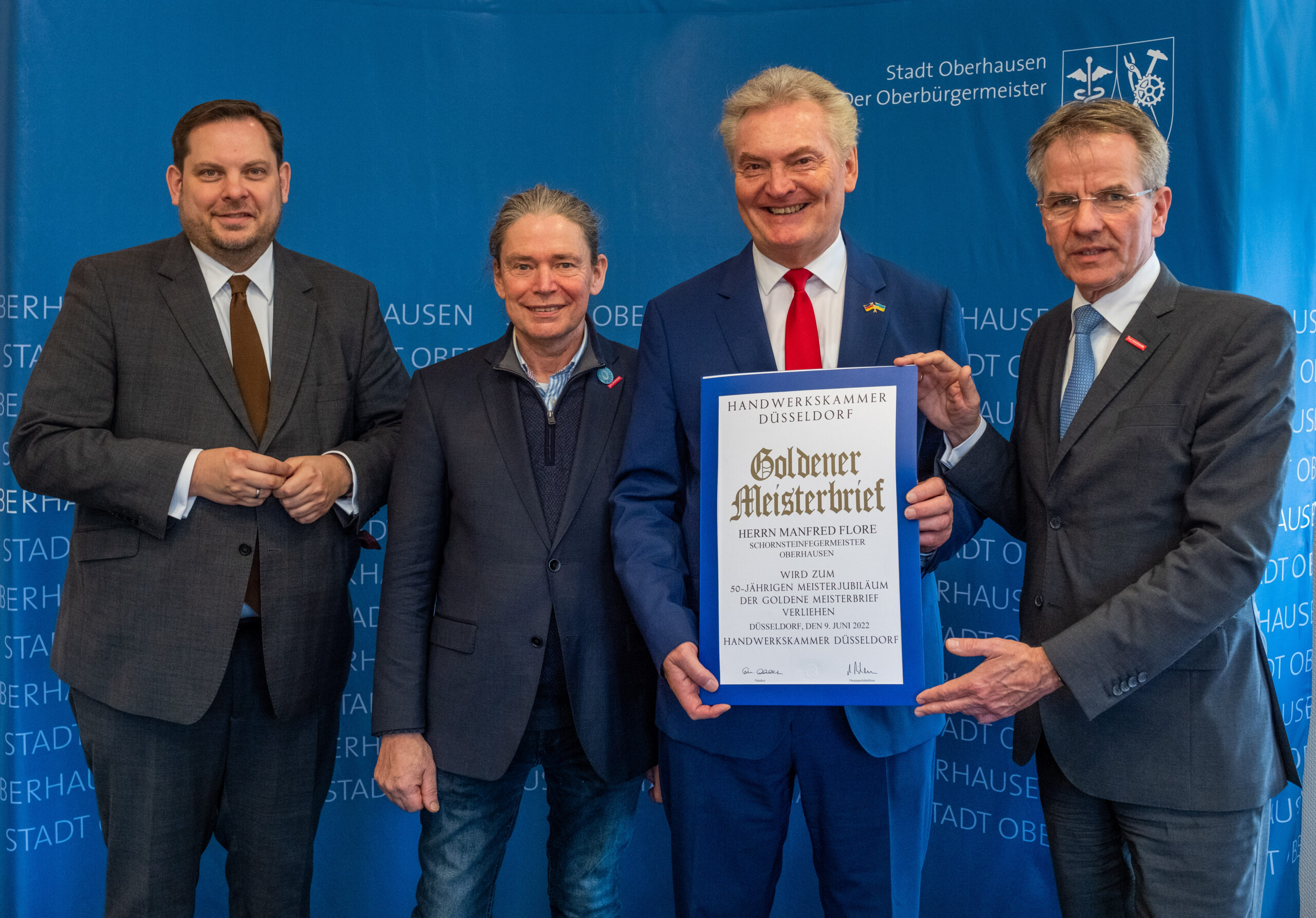 Bürgermeister Manfred Flore mit Goldenem Meisterbrief geehrt