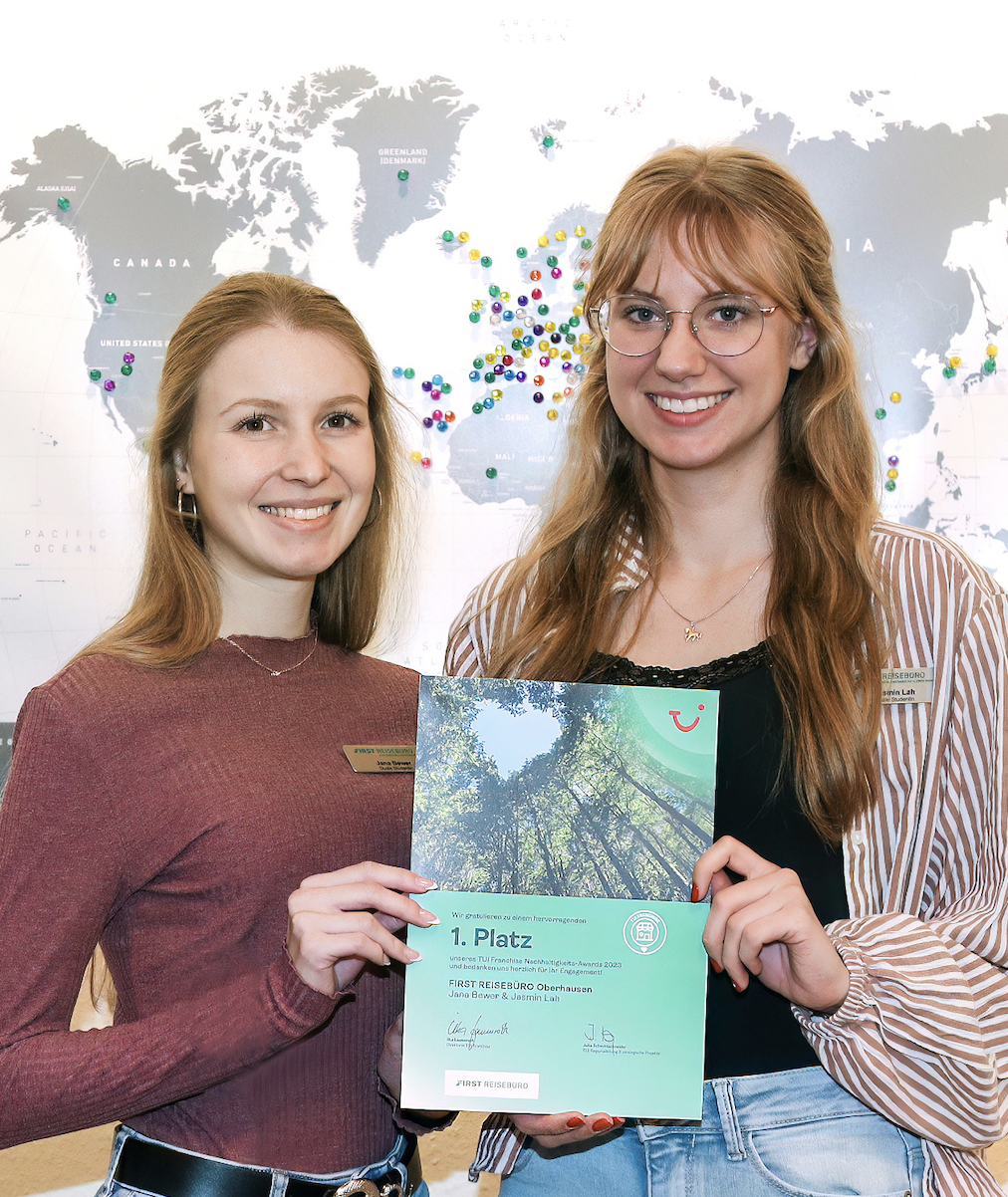 Besondere Auszeichnung für das FIRST Reisebüro Schlagböhmer