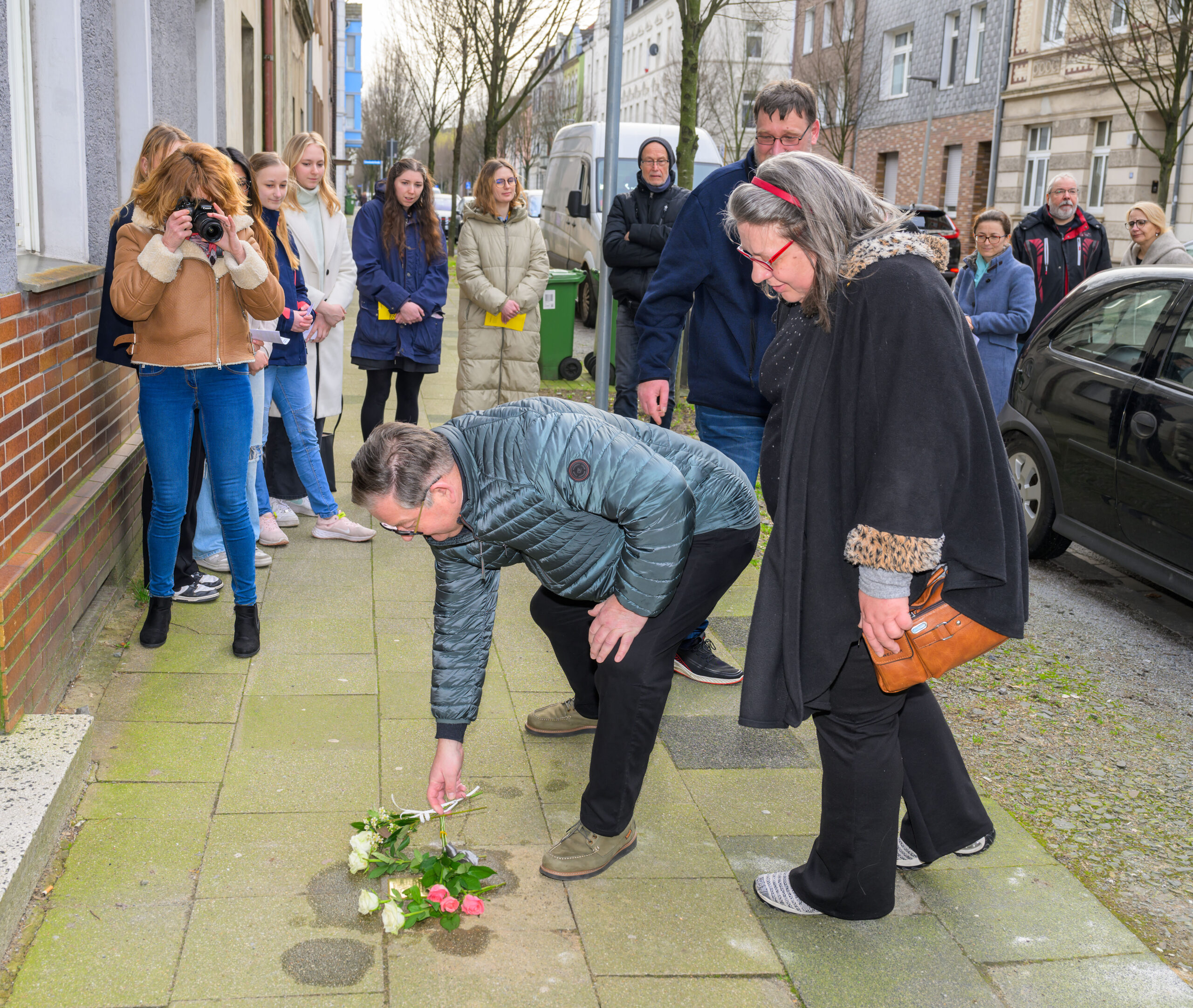 Erinnerung an NS-Verfolgte: 36 neue Stolpersteine in Oberhausen