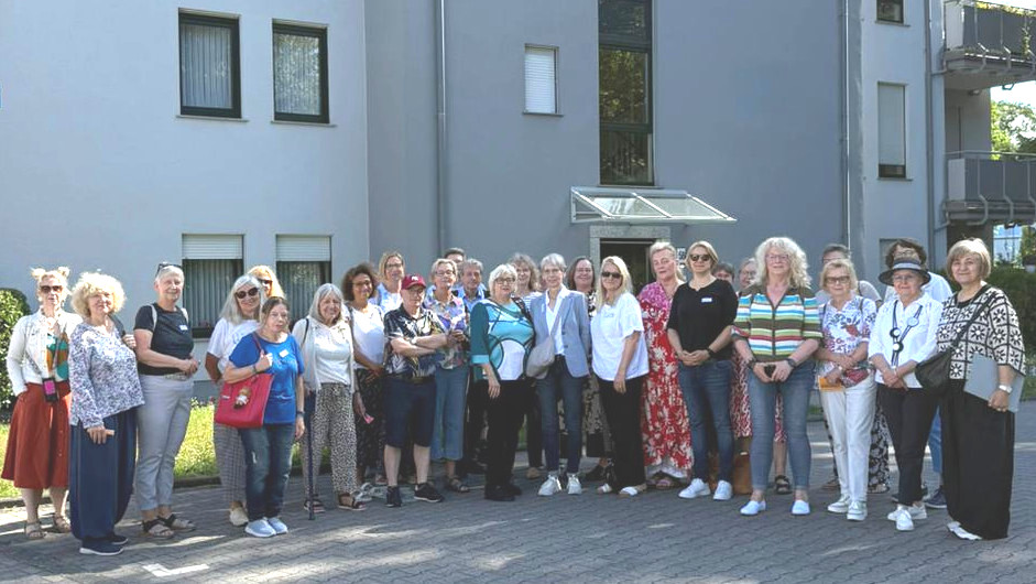 Wohnen im Alter – Bustour bot Einblicke mit Weitblick