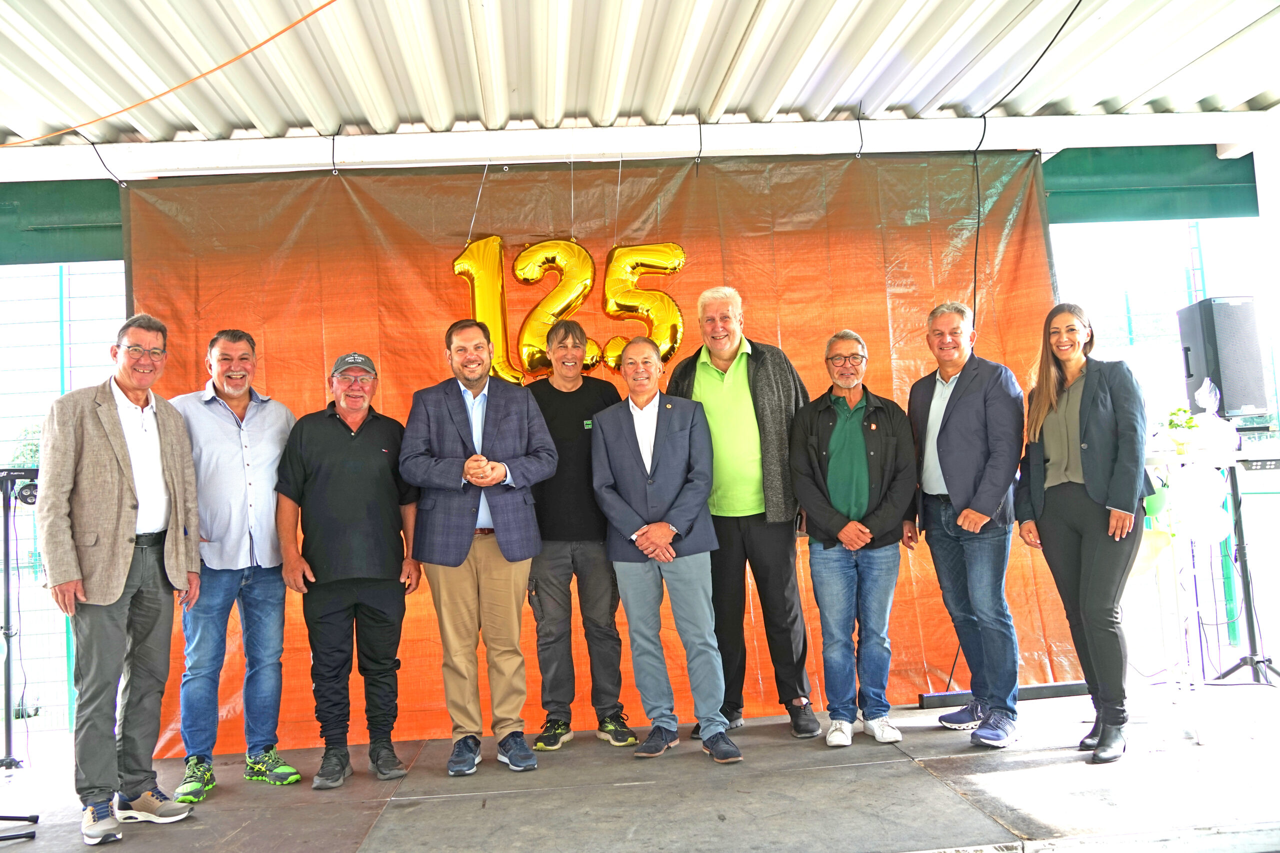 125 Jahre Grün-Weiß Holten – Oberbürgermeister überbringt Glückwünsche