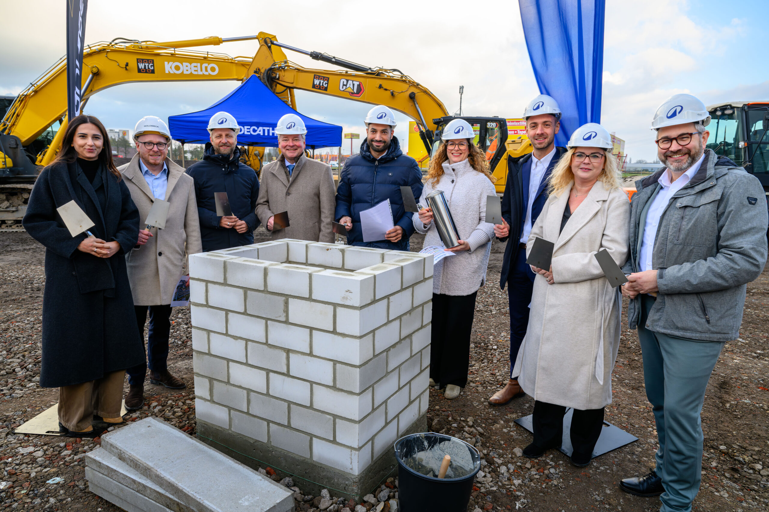 Über 100 neue Arbeitsplätze: Grundsteinlegung für den Decathlon Flagshipstore am Brammenring