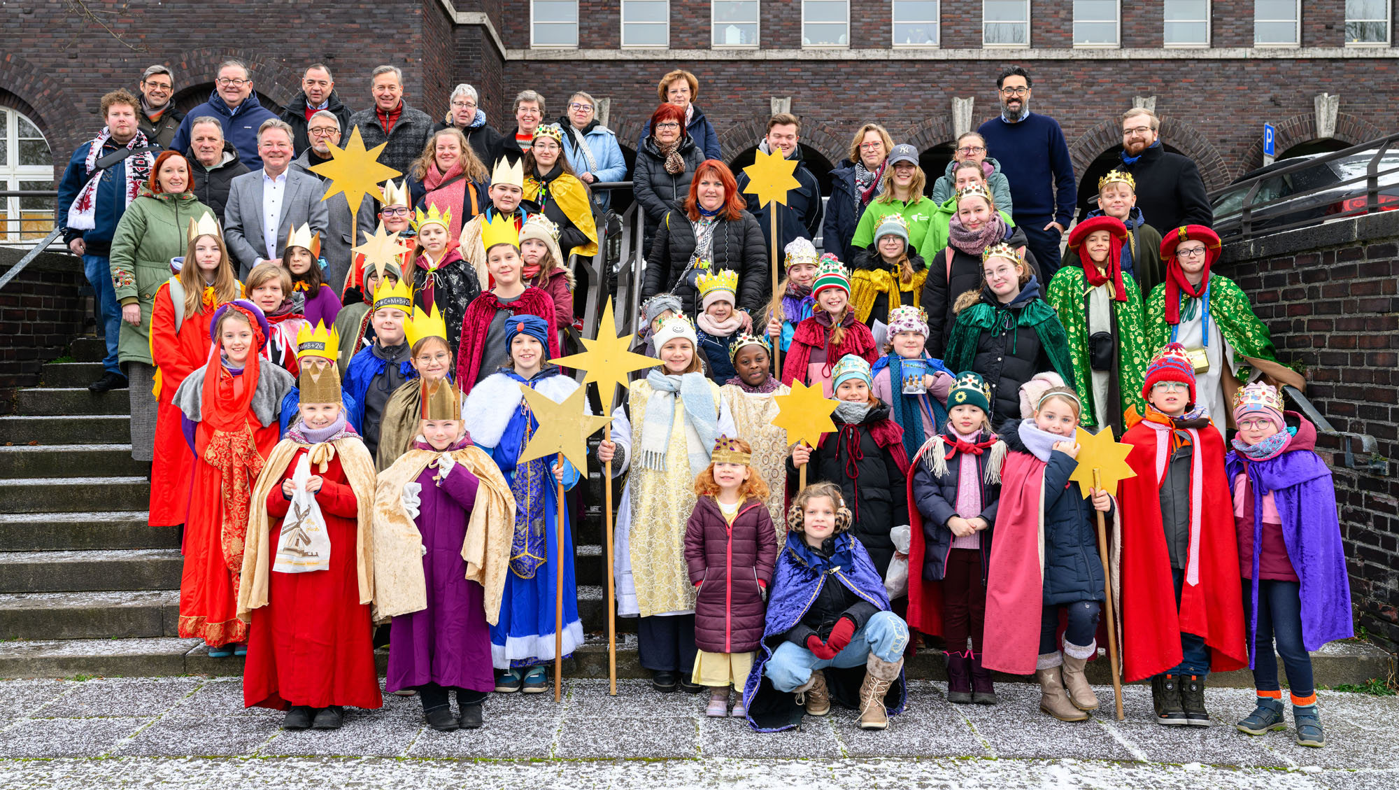 Stadt Oberhausen begrüßt Sternsinger im Rathaus