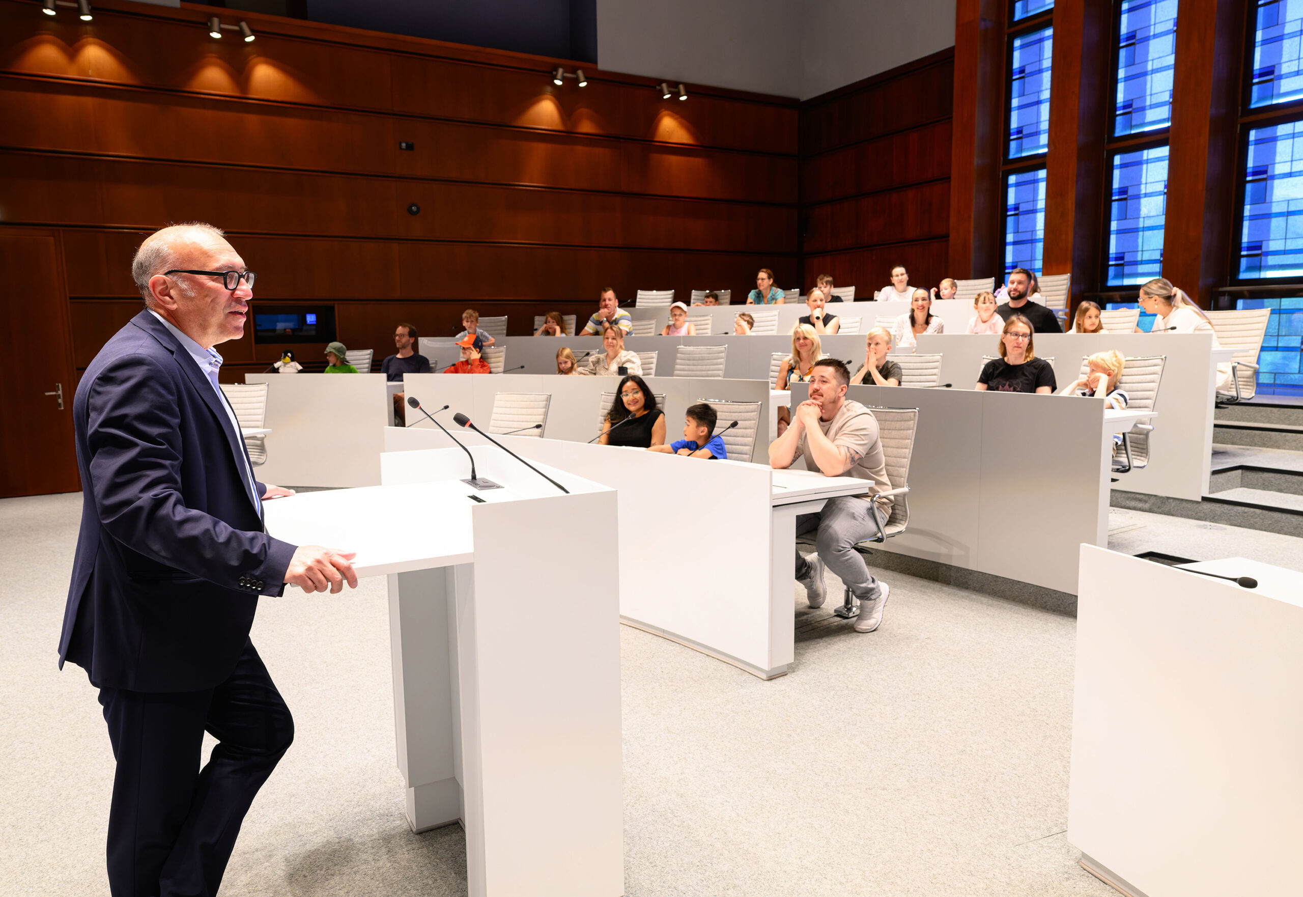Heute geh ich mit!: Kinder entdecken die Stadtverwaltung Oberhausen