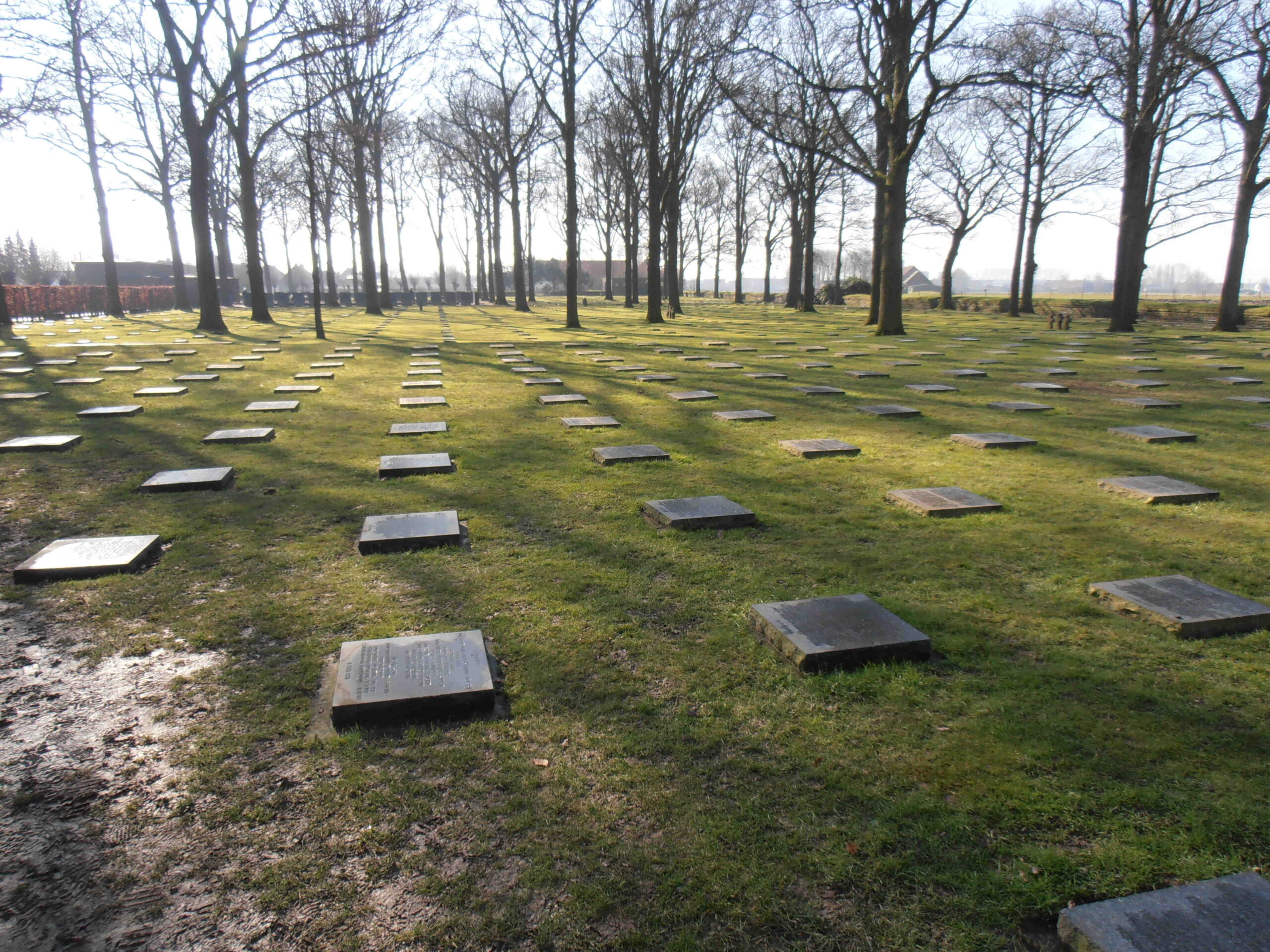 Feierliche Ausstellungseröffnung: „Mythos Langemarck/straße – Von der nationalistischen Vereinnahmung zur Völkerverständigung“